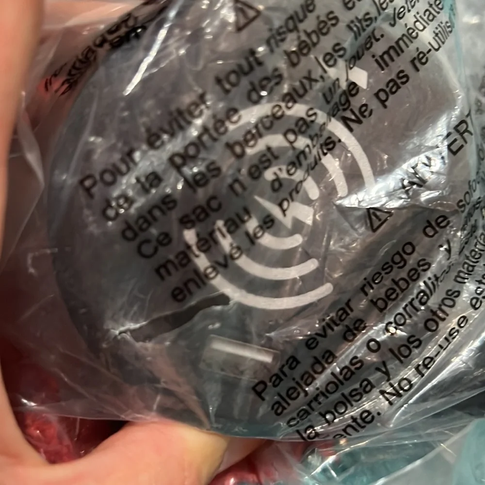 Wireless phone charger new sealed